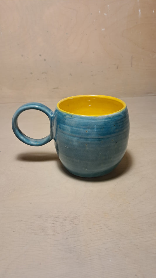 "Julius" Rounded Mug